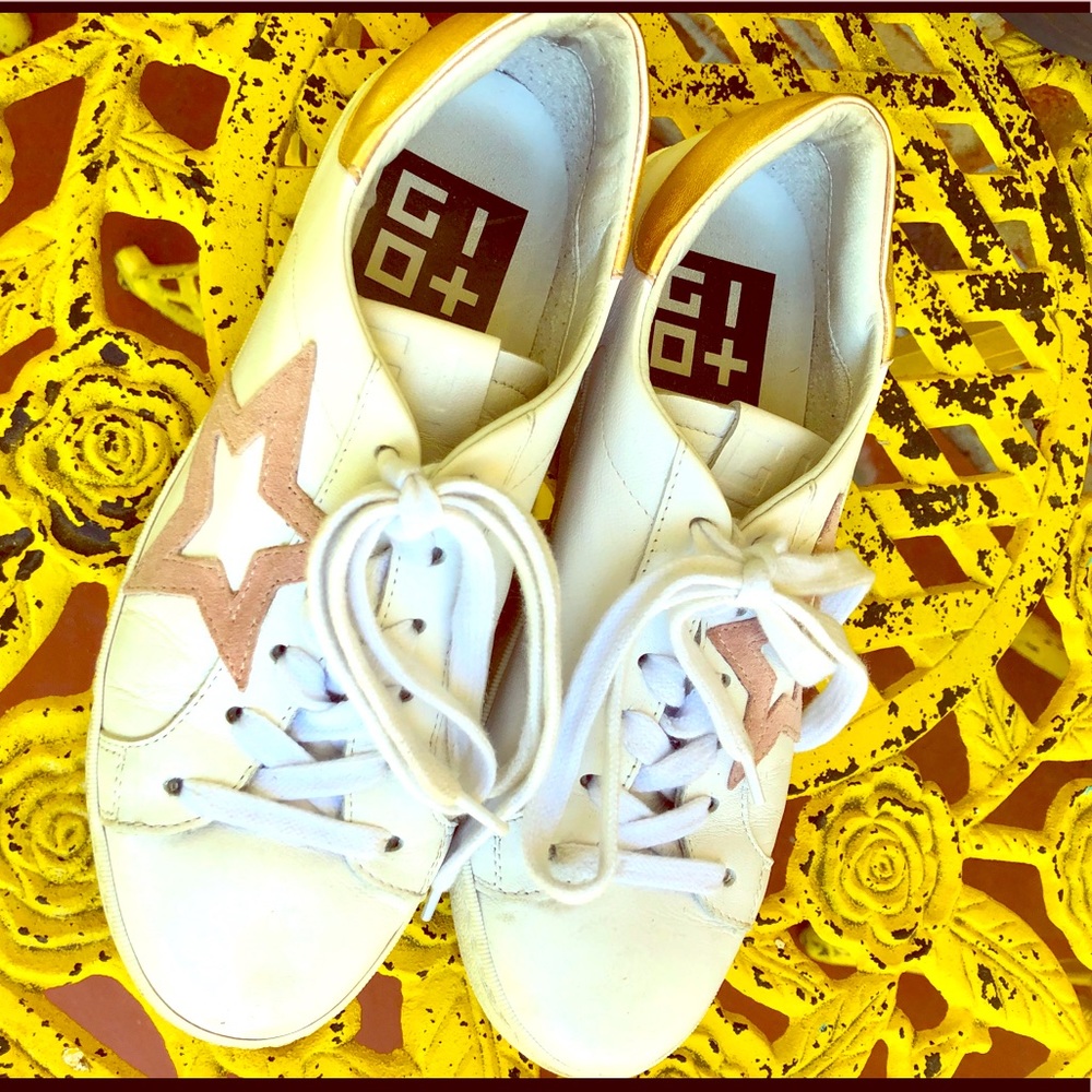 GIO+ Leather Sneakers Size 38